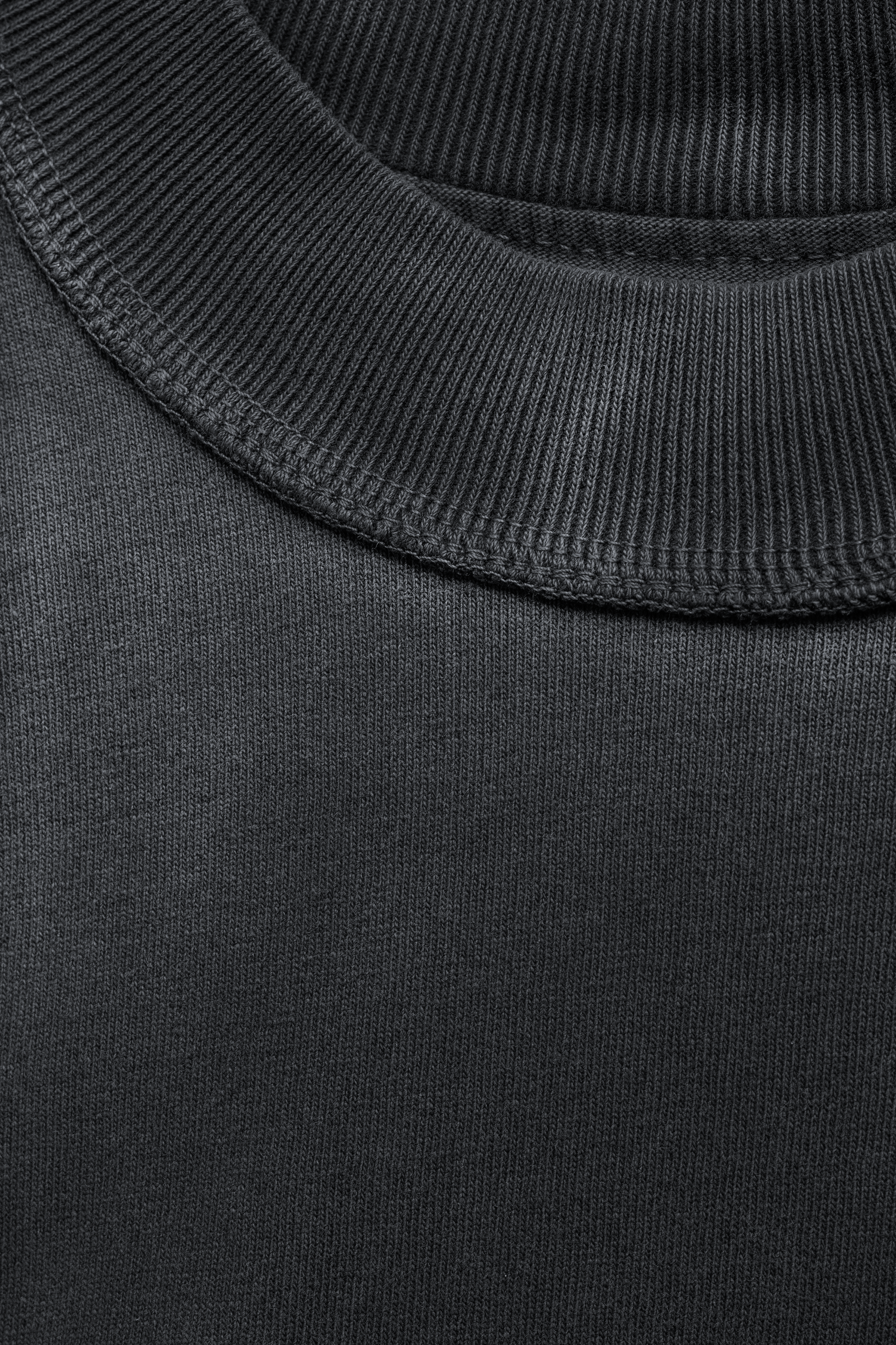 SUN FADE BLACK REVERSE T-SHIRT